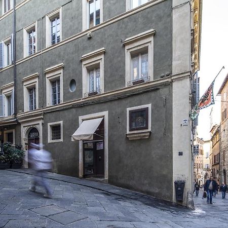 Bed and Breakfast Residenza D'Epoca Le Aquile Siena Zewnętrze zdjęcie