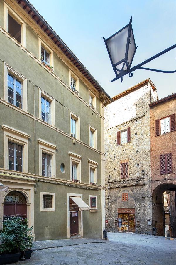 Bed and Breakfast Residenza D'Epoca Le Aquile Siena Zewnętrze zdjęcie